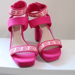 NWOB Juicy By Juicy Couture J-Glissa Platform Sandals Size 8.5 Block Heel